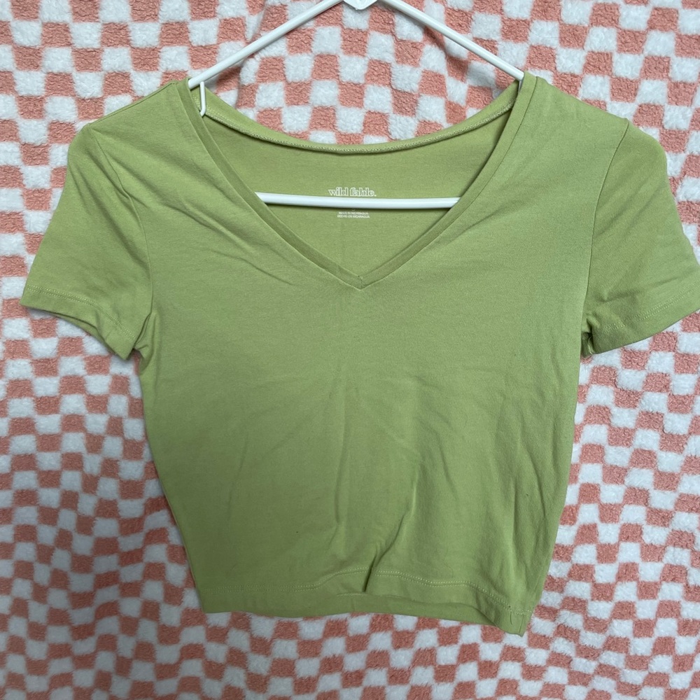 Crop top